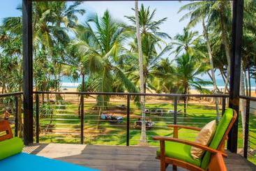 Mermaid Hotel & Club
