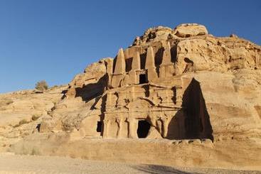 Petra Holiday Hostel