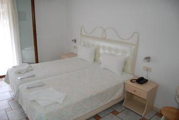 هتل Villa Marie