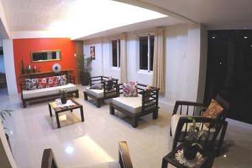 هتل Benjie S Place