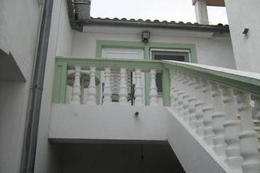 Apartments Alaga