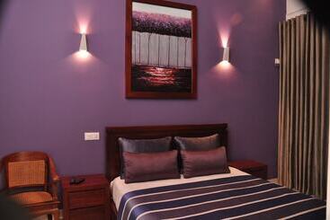 פנסיון The Roxbury