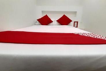 هتل Oyo 470 Jrja