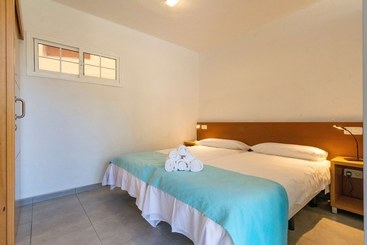 بيت ريفى Casa De Vacaciones Con Piscina Compartida En Mogán I