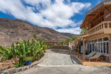 Casa De Vacaciones Con Piscina Compartida En Mogán I