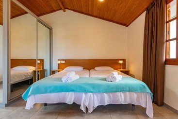 بيت ريفى Casa De Vacaciones Con Piscina Compartida En Mogán Ii