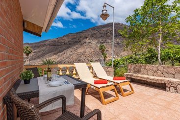 Casa De Vacaciones Con Piscina Compartida En Mogán Ii