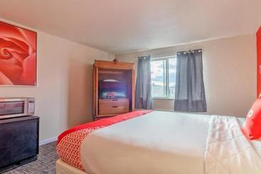 هتل Rodeway Inn