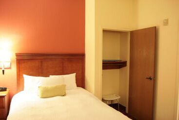 هتل Hampton Inn Joliet  I80