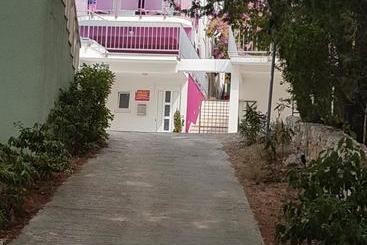 Villa Pinky And Superior Trogir