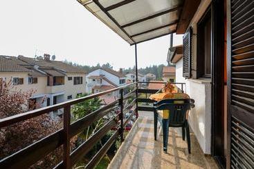 Apartments Zrinka 793