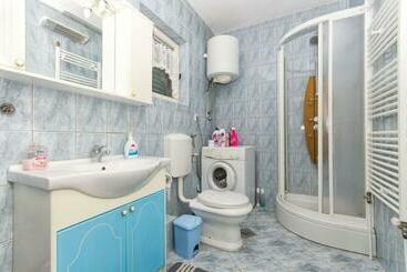 Apartment Josip