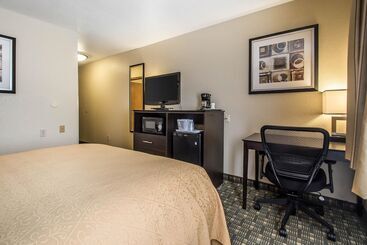 فندق Quality Inn & Suites Decorah