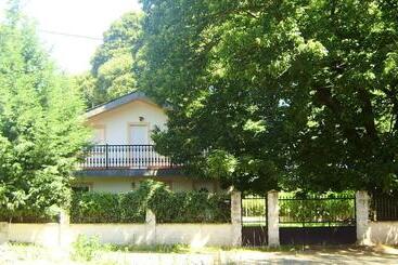 דירות לתיירים 3 Bedrooms House With Enclosed Garden And Wifi At O Savinao 3 Km Away From The Beach