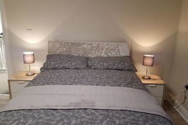 پانسیون Allworthy Guesthouse