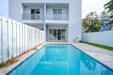 آپارتمانهای توریستها 4br Pool Townhome Duplex By Jos17
