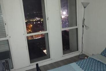 Пансион Guesthouse In Sarcelles Near Paris Center