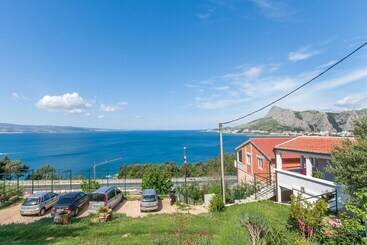 آپارتمان‌های توریست‌ها Apartment Josipa