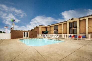 酒店 Holiday Inn Express Marshfield   Springfield Area, An Ihg