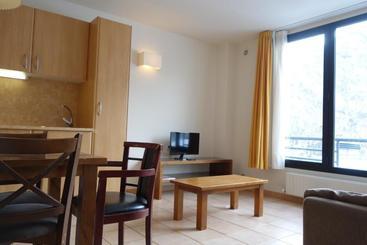 آپارتمانهای توریستها Outdoor Apartaments   Ski