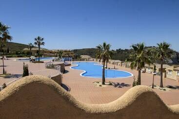 آپارتمانهای توریستها Robert S Apartment 2