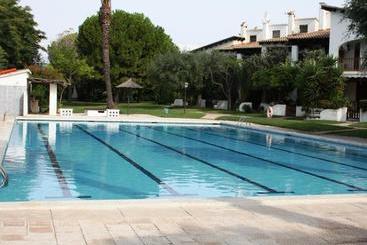 Villa Service   Alorda Park