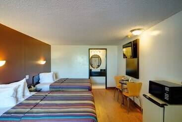 هتل Americas Best Value Inn Heath Newark