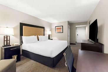 The Plaza On The Pike Hotel Atlantic City West By Oyo