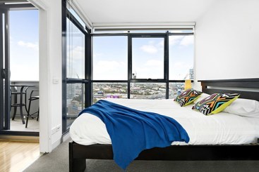 Joyce, 1bdr Southbank Apartment