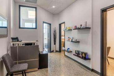 هتل Quality Inn & Suites