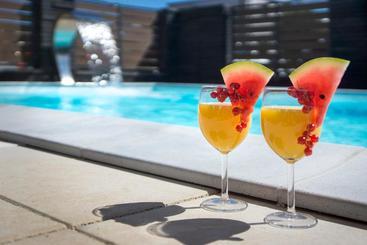 هتل Stella Resort & Spa