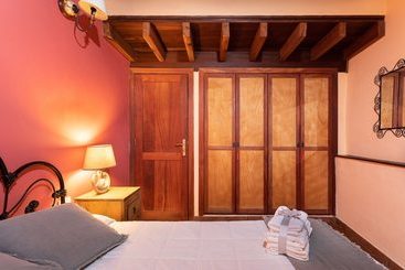 Homelike Charming Rustic House El Pinar