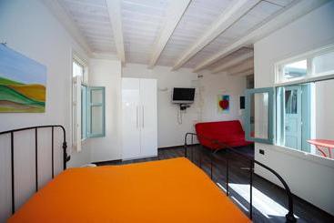 پانسیون Novecento Studios