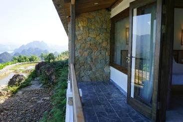 Bakhan Village Resort