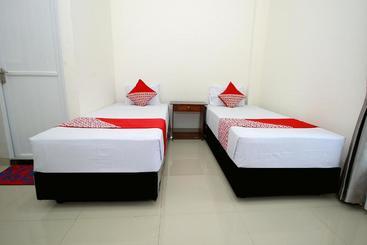 هتل Oyo 739 Residence Si Kancil