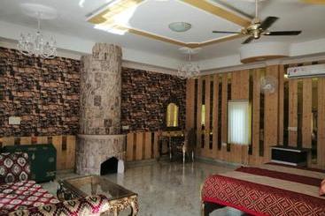 استراحتگاه Mann The Palm Retreat