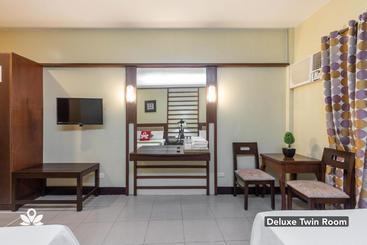 هتل Zen Rooms Jj S Seafood Tagbilaran