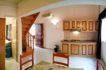 پانسیون Holiday B&b