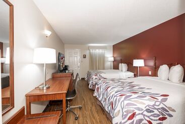 فندق Red Roof Inn & Suites Calhoun