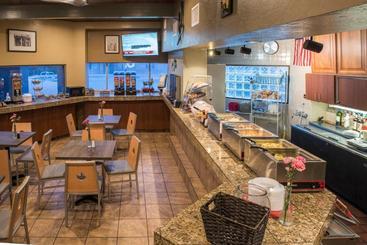 هتل Tempe/phoenix Airport Innsuites  & Suites