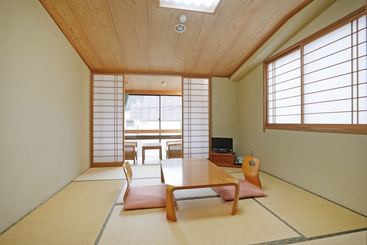 هاستل Onsen Guesthouse Yukori By Oyo Rooms