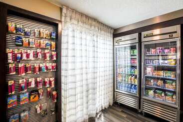 هتل Quality Inn & Suites North Charleston  Ashley Phosphate