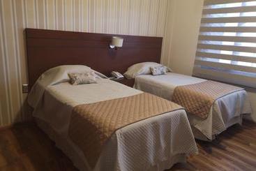 پانسیون Hostal Palamas