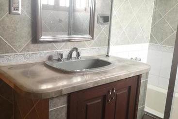 پانسیون Hostal Palamas