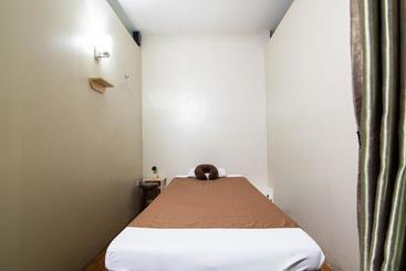 هتل Oyo 482 Sitio Manuel
