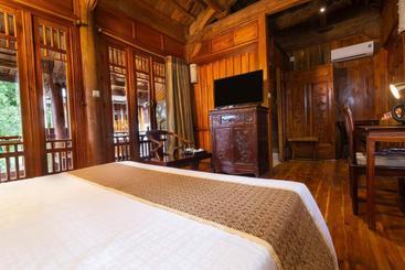 هتل Old Town Resort Phu Quoc