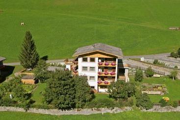 پانسیون Gastehaus Alpenruh