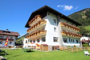 Отель Gasthof Edelweiß