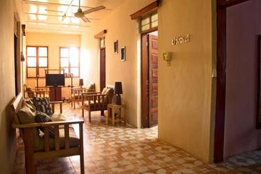 پانسیون James' House