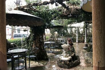 هتل Bar Restorant Amerika